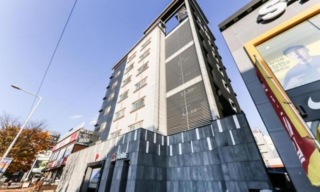 Fromh Some Hotel Daejeon Exterior foto